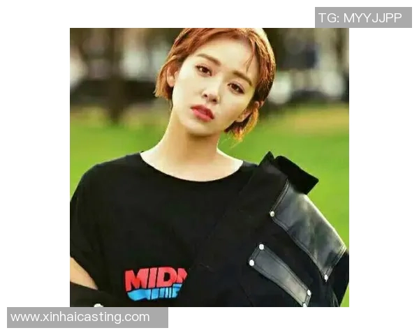 潮流足球明星头像女生的时尚魅力与个性展示